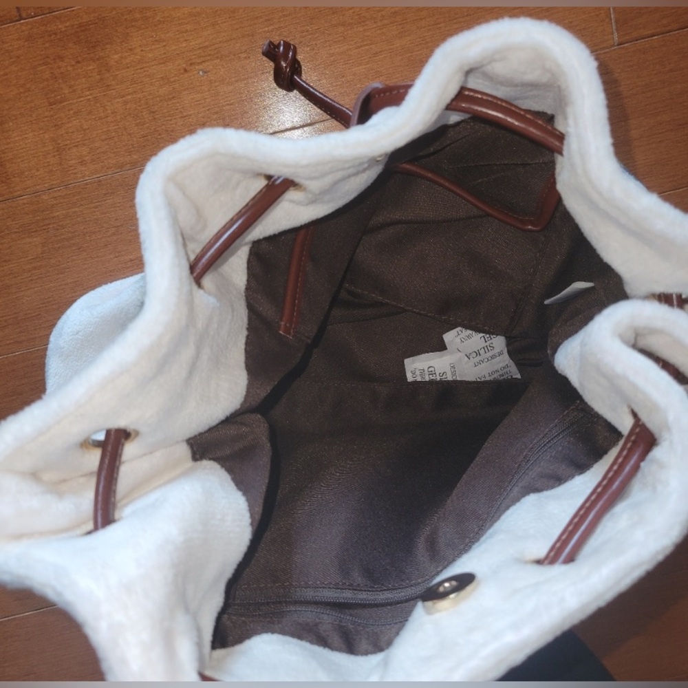 NEW BRADFORD EXCHANGE Cardinals Winter Songbird Fleece Handbag, Exclusive in UK - Picture 6 of 6